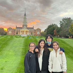 Meet your Posher, Vered